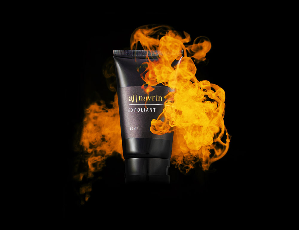 gold coast facecream product photographer brand focus photography